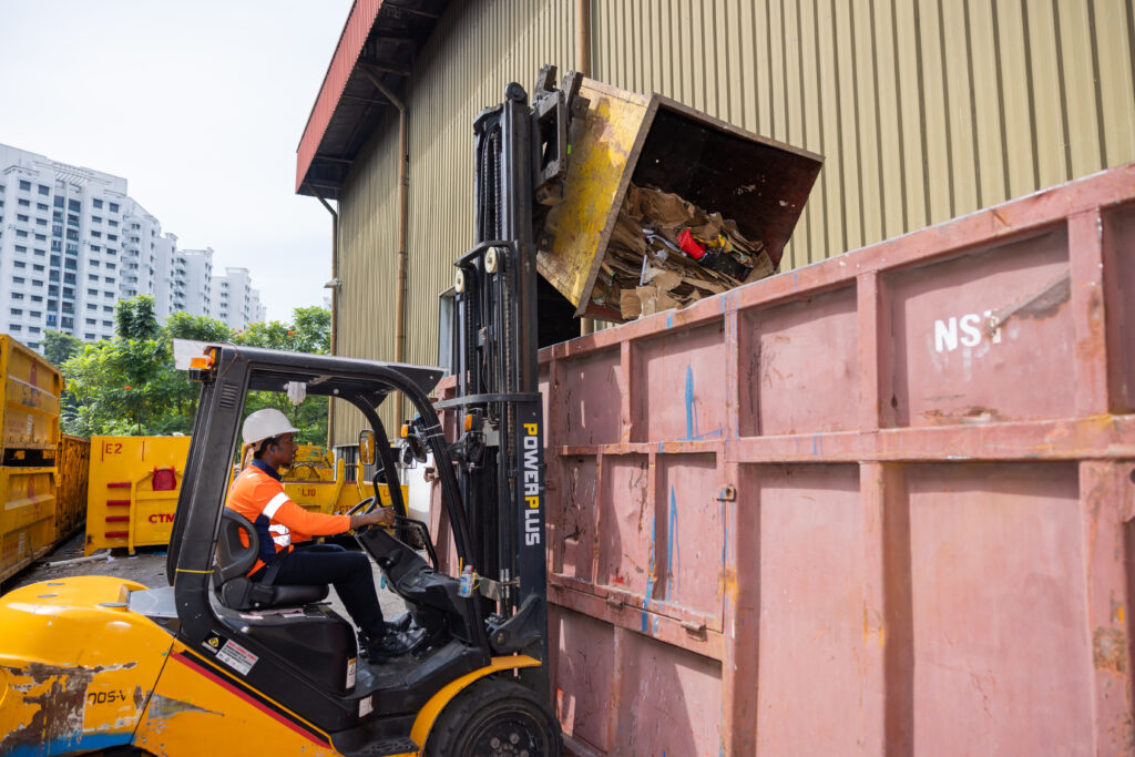 Waste Management & Recycling Solutions Chye Thiam Maintenance